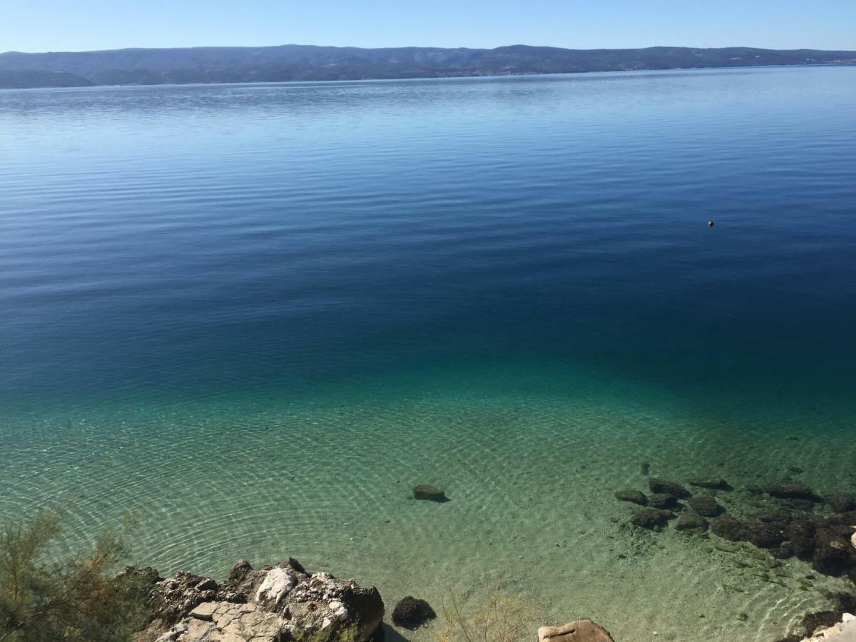 Apartmani Mirta Omis Luaran gambar